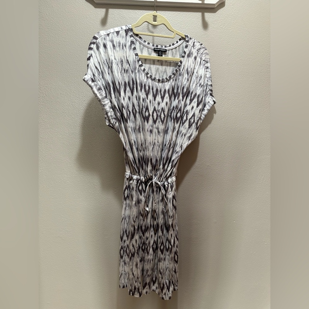 Hilary Radley Patterned Gray and White Dress Size L